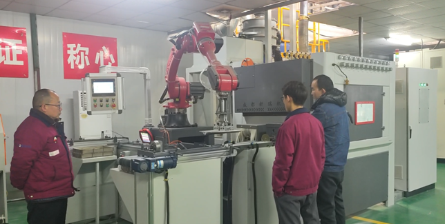 宣城喷砂机在模具清理中的专业应用